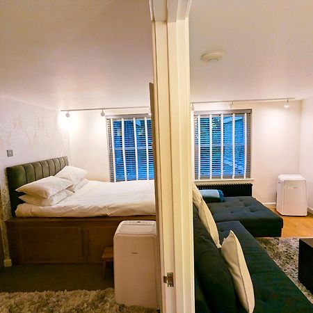 Modern 1 Bedroom Apartment in Kensington Londen Buitenkant foto